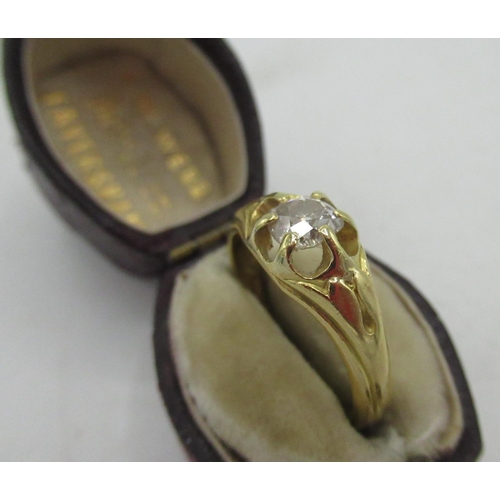 1125 - Hallmarked 18ct yellow gold solitaire ring with round cut diamond in claw set mount, diamond diamete... 