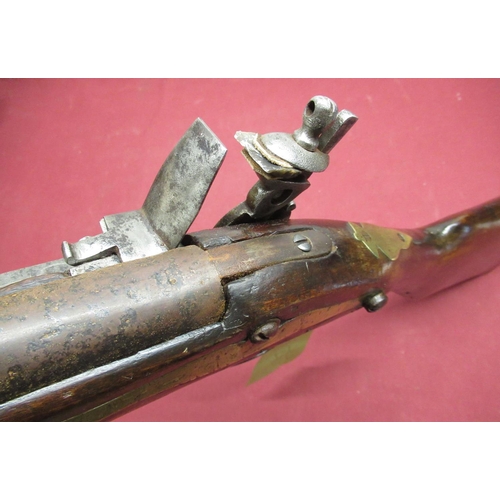 1047 - Scarce dog lock musket with 51 1/2