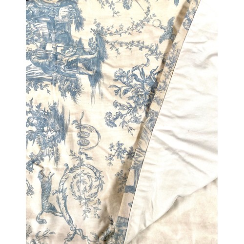 1443 - Beal House Collection - Pair of curtains with blue Toile de Jouy all over pattern and cream lining, ... 