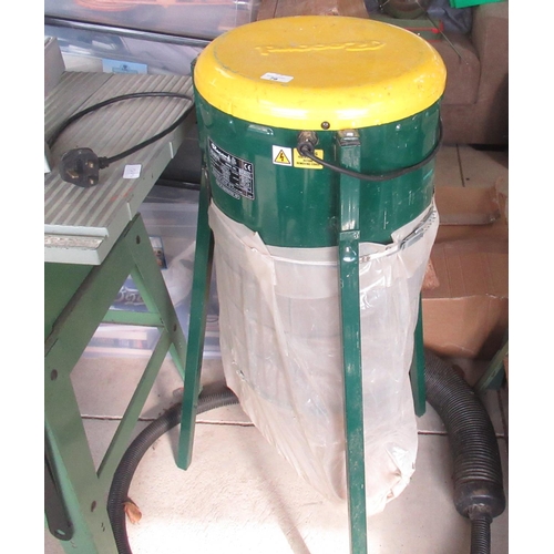 79 - Record electric workshop dust extractor