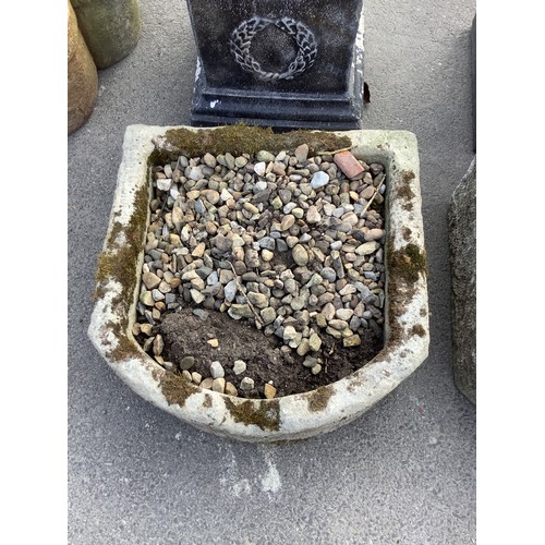 7 - Single stone trough with bowed front, W18