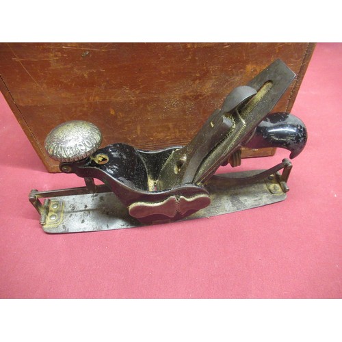 199A - Rare Stanley no.113 type A 1936 - 1939 compass plane decorative adjuster, in original box