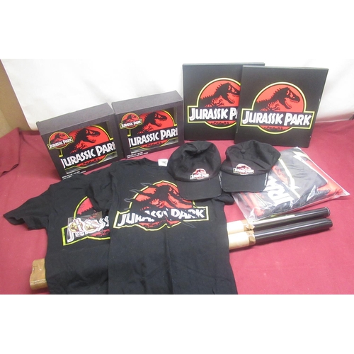 86 - Jurassic Park t-shirts, posters, official desk lamps, wall lights, baseball hats, wall hat, stickers... 