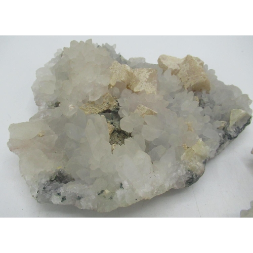 98 - Four Quartz specimens (4)