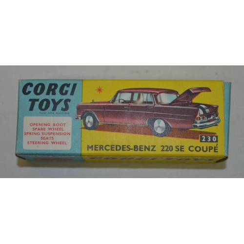 Boxed Corgi Toys Mercedes Benz 220 SE Coupe (Corgi catalogue 230