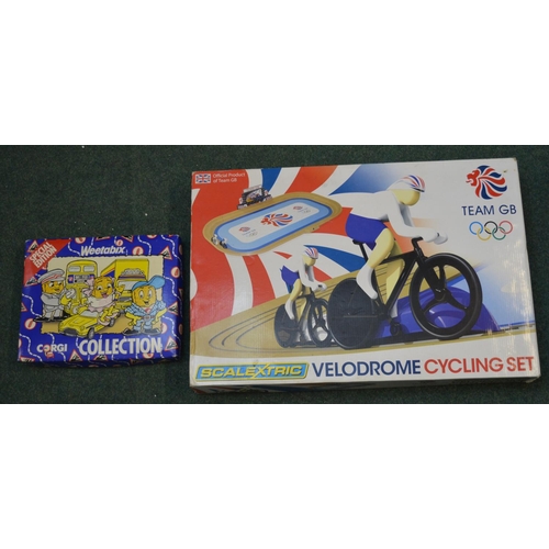 Scalextric velodrome cycling set deals