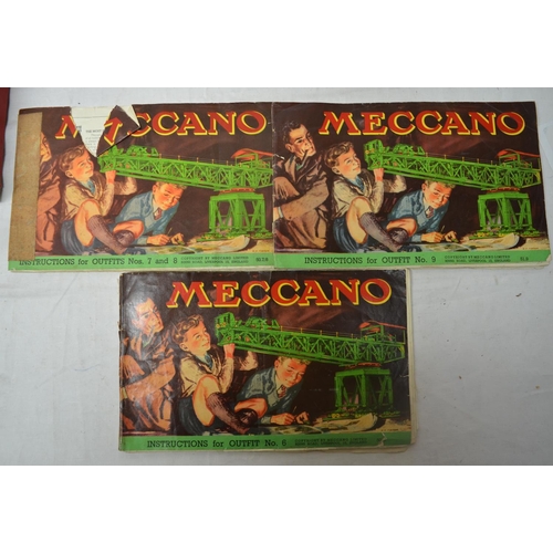 67 - Large quantity of vintage Meccano with instructions to build various sets/outfits, Meccano Magic Mot... 