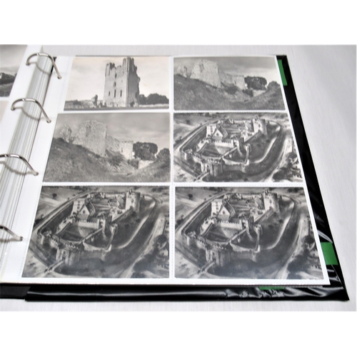 781 - Folder containing approximately four hundred and fifty postcards of castles such as Hastings, Hawick... 