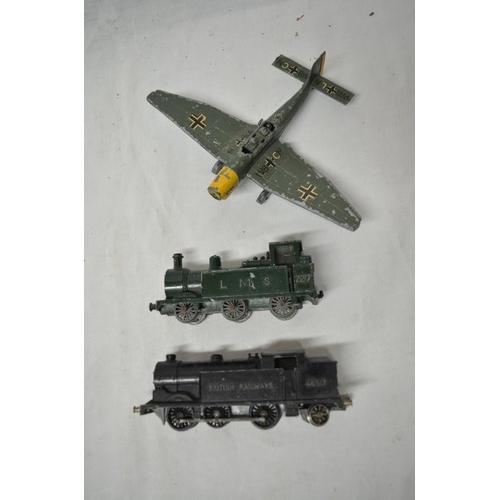 56a - Collection of model kits, Diecast, Airfix 1914 Dennis fire engine unbuilt sprus factor sealer with d... 