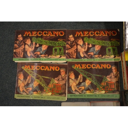 69 - Box containing large quantity of vintage Meccano