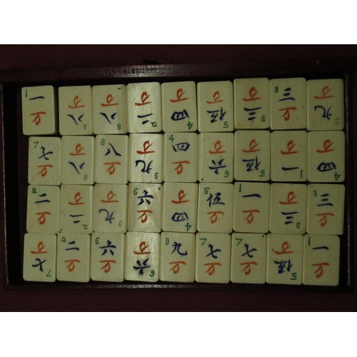 465 - Vintage c1930s to 1950s Mahjong set with five trays of bone and bamboo pieces and markers etc, toget... 