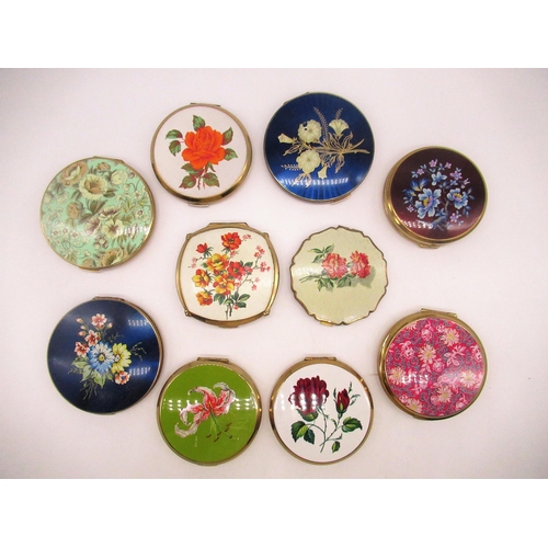 248 - Eight Stratton compacts with floral cover and two compacts with floral covers (unknown maker) (10)