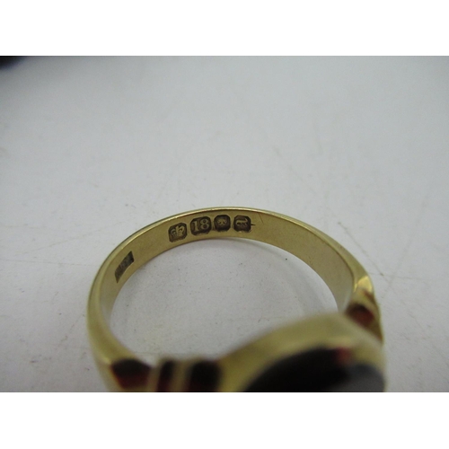 14 - Hallmarked 18ct yellow gold bloodstone signet ring, size P, 5.8g
