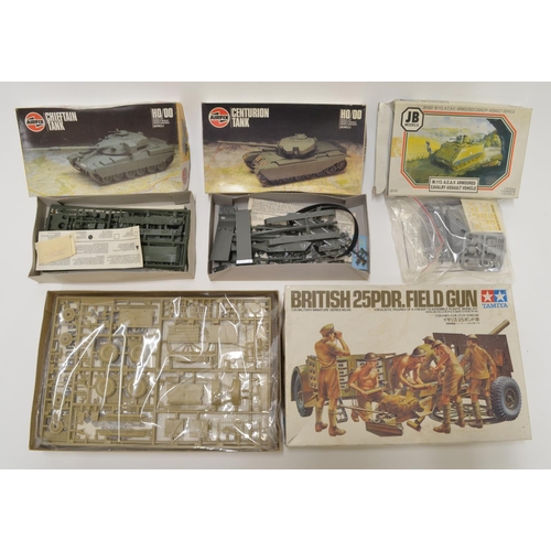 650 - 10 unbuilt plastic military model kits. Airfix 40mm Bofors gun and tractor (no decals), a Vosper MTB... 