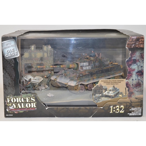 630 - Forces Of Valor King Tiger diorama, 