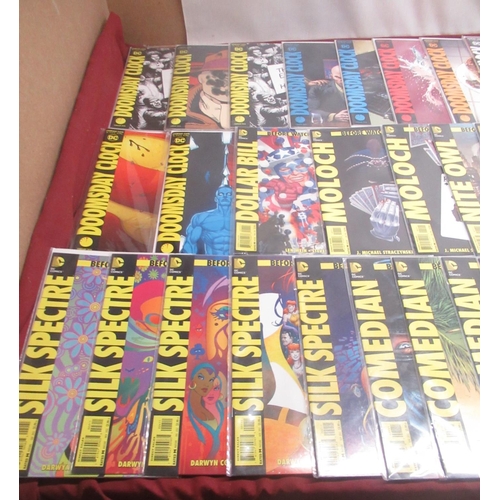 782 - Doomsday Clock Issue no. 1(x3 of which 1 is an alternative cover art), 2(x2), 3,4,5,6,7,8,9,10,11(x2... 