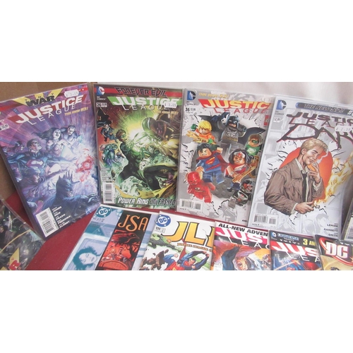 782B - Collection of DC Convergence, Justice League, Justice League of America and Justice League Dark Comi... 