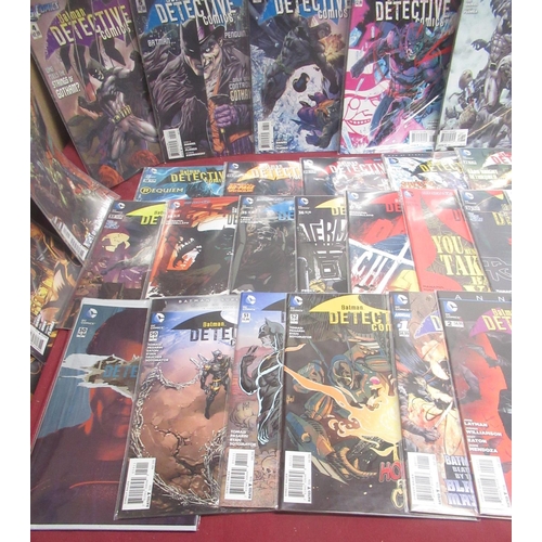 783 - DC Batman Detective Comics,the New 52! issue no. 1,2(x2)3-25,26(x2),28-49,50(x2 one in original plas... 