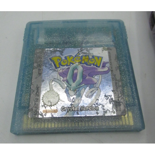 798 - Gameboy Color with Pokemon Crystal game