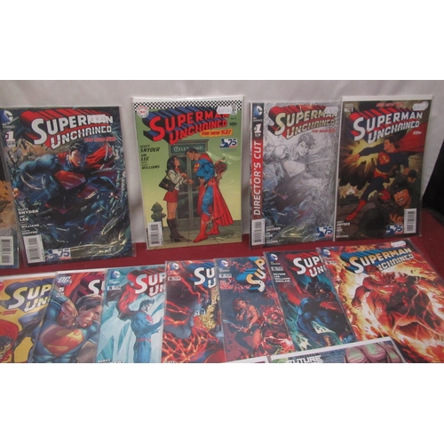 784B - DC Superman Unchained,the New 52! issue no. 1(x 7 Directors Cut and other alternative cover art)2,3,... 