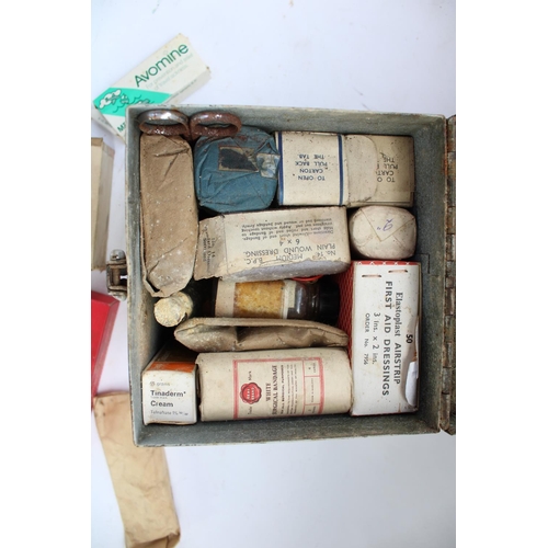 435 - Vintage WW2 era first aid kit box with original contents