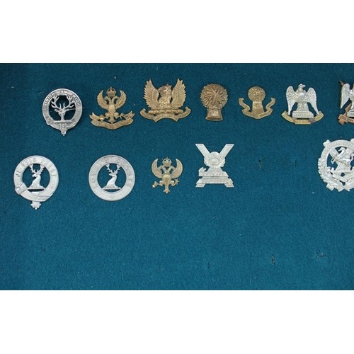 24 - Selection of 47 Scottish regimental cap badges including Glasgow Highlanders, HLI, Scottish Kings Ow... 