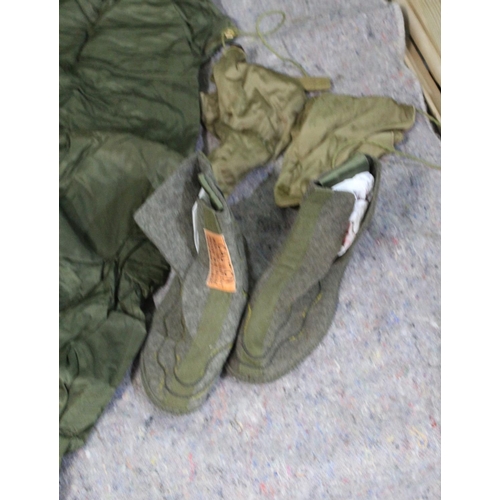 308 - WWII electrical heated pair of aviation pilots trousers, pair of electrical heated inner boots, jack... 