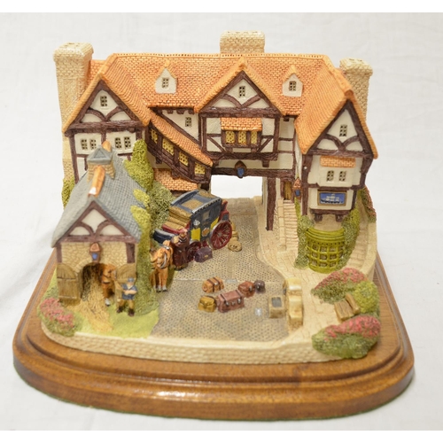 534 - Three model buildings and a china plate by Ainsley. 'Cottage Garden', Lilliput Lane Stockwell Teneme... 
