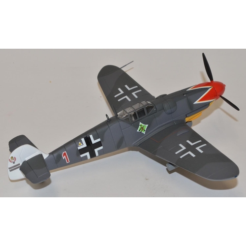 611 - 2 Forces of Valor 1/48 Bf109 diecast models.
B11 B598 Bf109G 