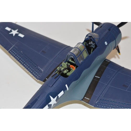 620 - 3 Franklin Mint 1/48 die-cast aircraft models.
BIIE371 F4F-4 Wildcat, Good condition other than tip ... 
