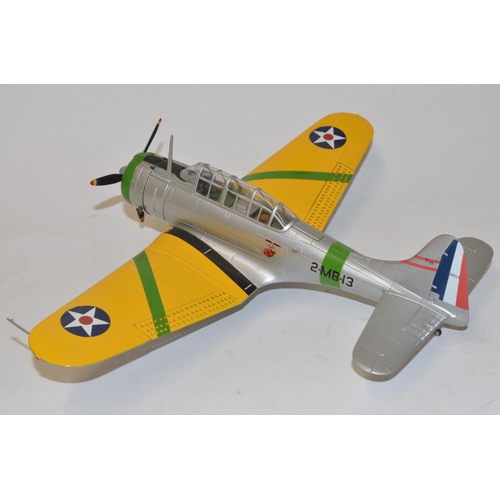 621 - 3 Franklin Mint 1/48 die-cast aircraft models.
BIIB938 Art 98264 SBD-1 Dauntless.
BIIE185 SBD-3 Daun... 