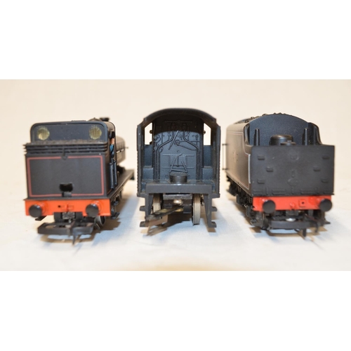 596D - Two boxed Hornby OO gauge scale model trains, Silver Seal locomotive, tender drive with smooth runni... 