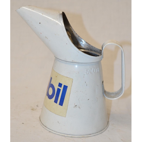 560 - Small vintage oil can by Mobil, 500ml, H17cm