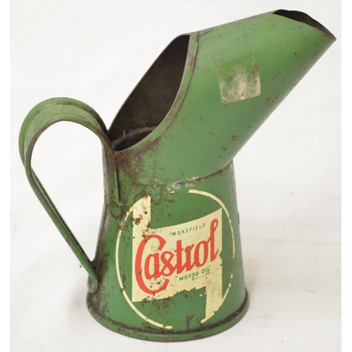 566 - Small vintage Castrol motor oil can, H12cm