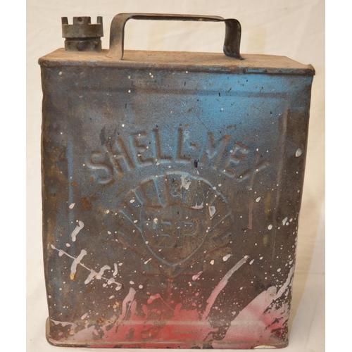 567 - Vintage Shell-Mex BP fuel can, H32cm