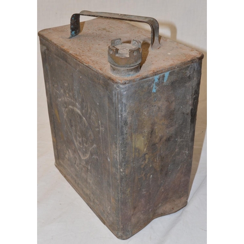 567 - Vintage Shell-Mex BP fuel can, H32cm