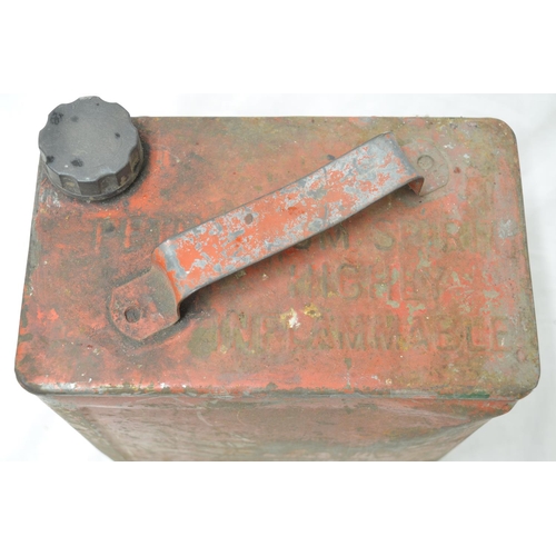 552 - Vintage petrol can with plastic screw on cap, H31cm