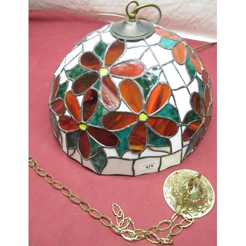 376 - Tiffany style centre lampshade complete with ceiling rose, chain, and fittings D36cm