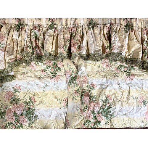 1380 - David Hall Collection - Pair of Colefax and Fowler