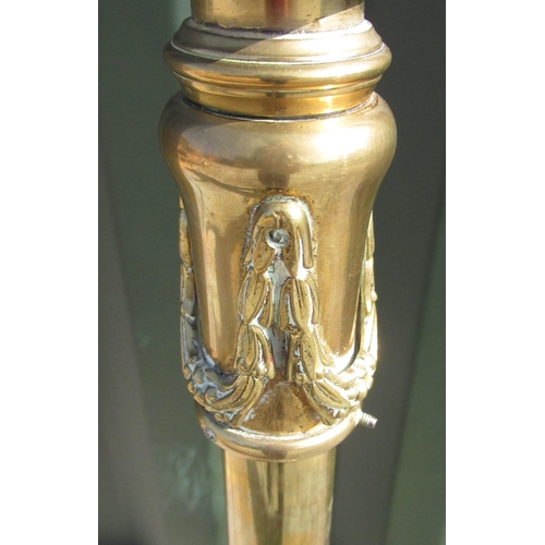 225 - Early C20th brass freestanding telescopic oil lamp, fully extended H215cm (requires some assembly)
