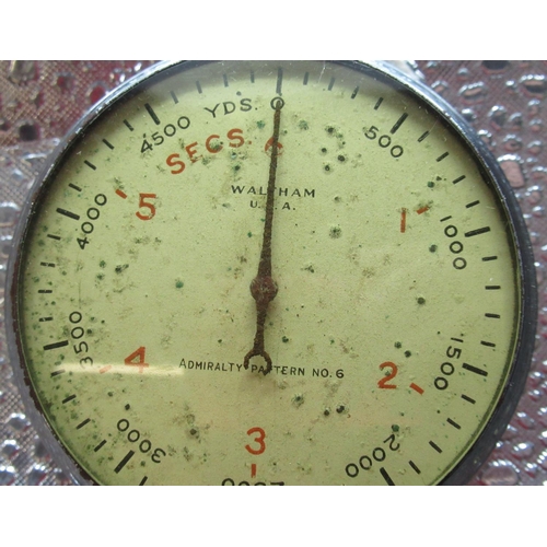 70 - Waltham Watch Co WWII British Admiralty pattern No.6  Stop watch, special six-Second three piece chr... 