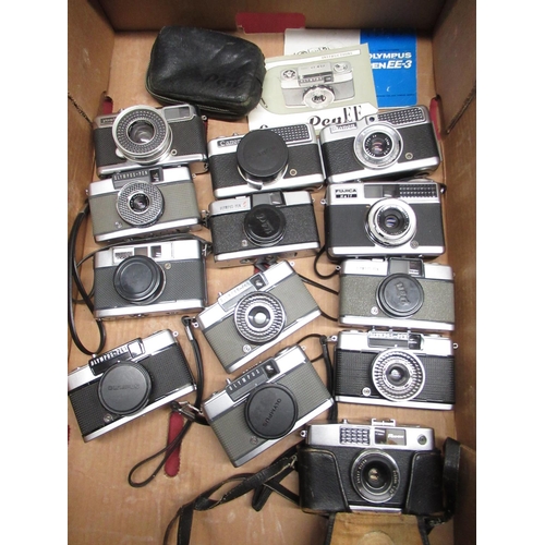 170 - Box containing a quantity half frame cameras including Olympus pen EE2, Olympus pen EE, Yashica 72e,... 