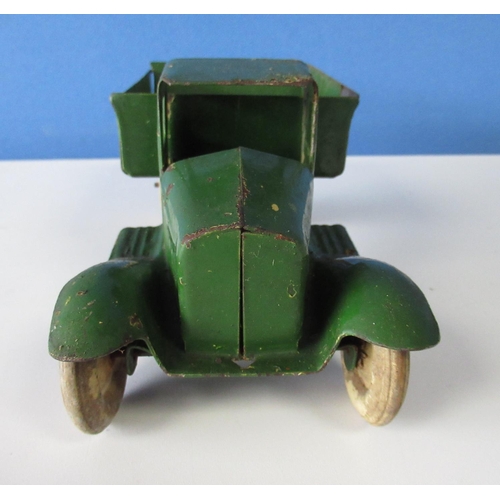 578 - Tri-ang small green tinplate tipper truck, with white rubber tyres, possible repaint, L25cm