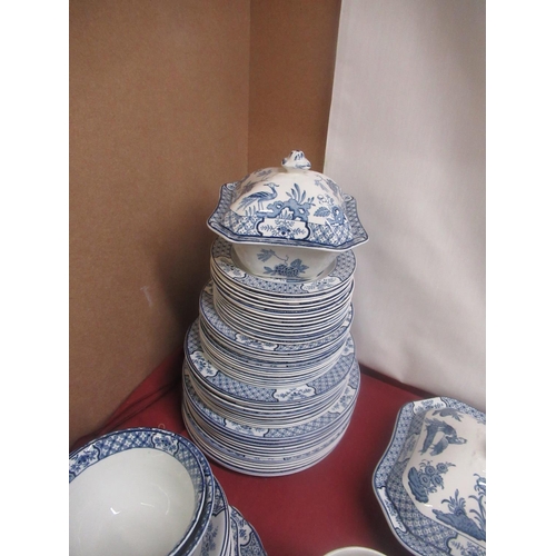 408 - Wood and Sons Yuan ware 160 piece dinner/breakfast set