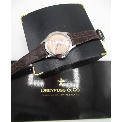 92 - Drefuss & Co, Switzerland Series 1925 automatic wristwatch with date, stainless steel case on brown ... 