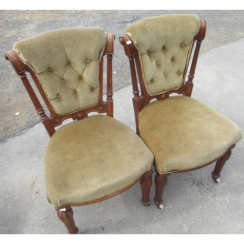 567 - Pair of Edwardian oak salon chairs, upholstered seats and backs, on tapering fluted legs, (2)