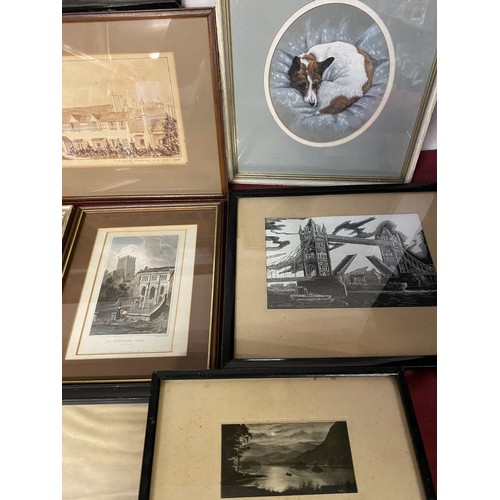538 - Collection of C19th and later prints and engravings of various subjects including landscapes, a pen ... 