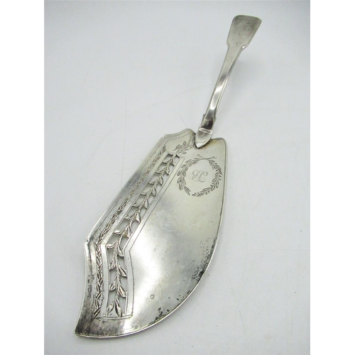 1190 - Geo.III hallmarked Sterling silver Fiddle pattern fish slice with bright cut pierced blade initialle... 