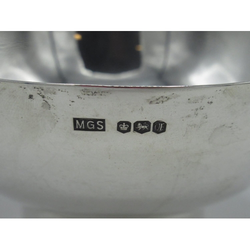 1178 - ERII hallmarked sterling silver bowl with circular pedestal base, makers marks MGS, Sheffield, 1973,... 