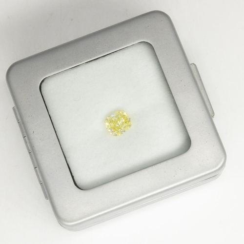 1135 - Cushion cut yellow diamond, 2.07ct, VVS1 natural fancy intense yellow diamond with with GIA report 2... 